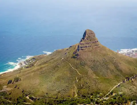 lion s head mountain cape town view lion s head mountain table mountain cape town south africa 112698416 Copy